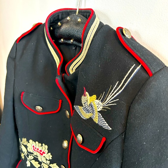 Zara military inspired blazer! ✌️ - Picture 3 of 4